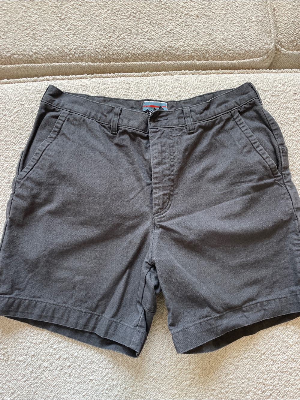 Patagonia Men’s Heritage Stand Up Shorts 7 “
35 waist